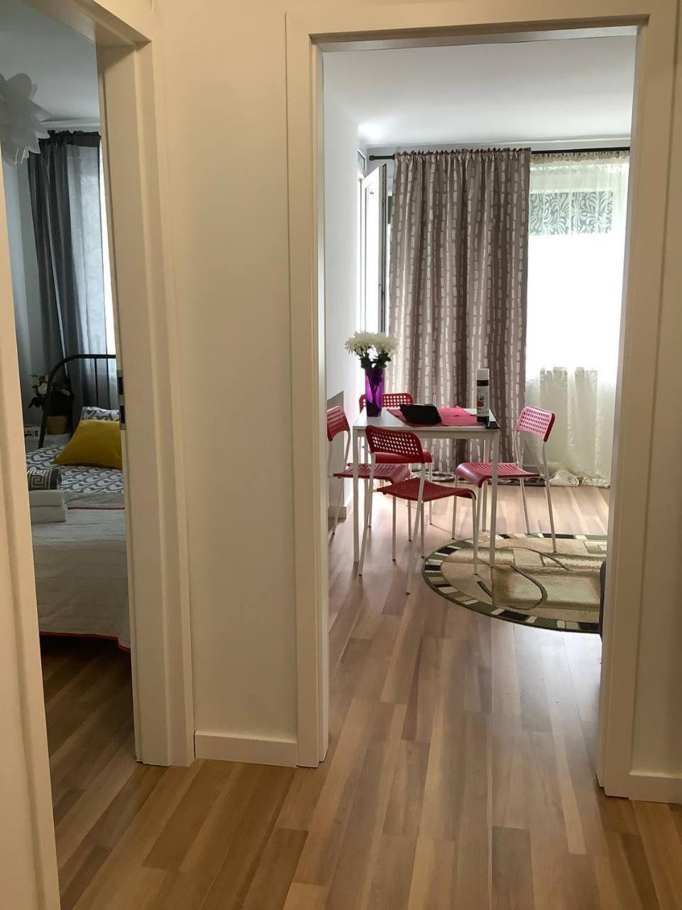 5Centrum Stanislawa Moniuszki10 Wi-Fi 1Gb Sek Varşova Dış mekan fotoğraf