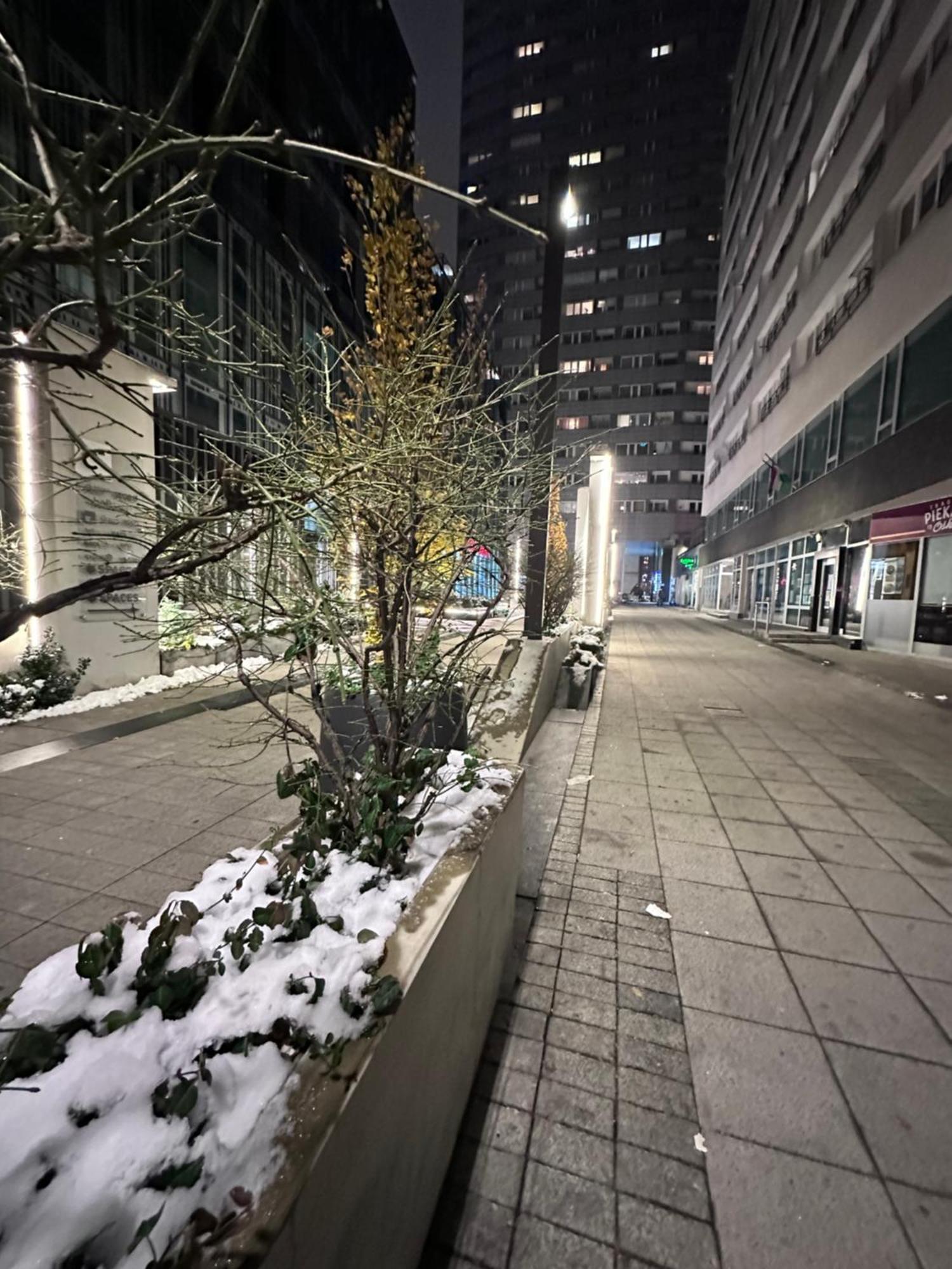 5Centrum Stanislawa Moniuszki10 Wi-Fi 1Gb Sek Varşova Dış mekan fotoğraf