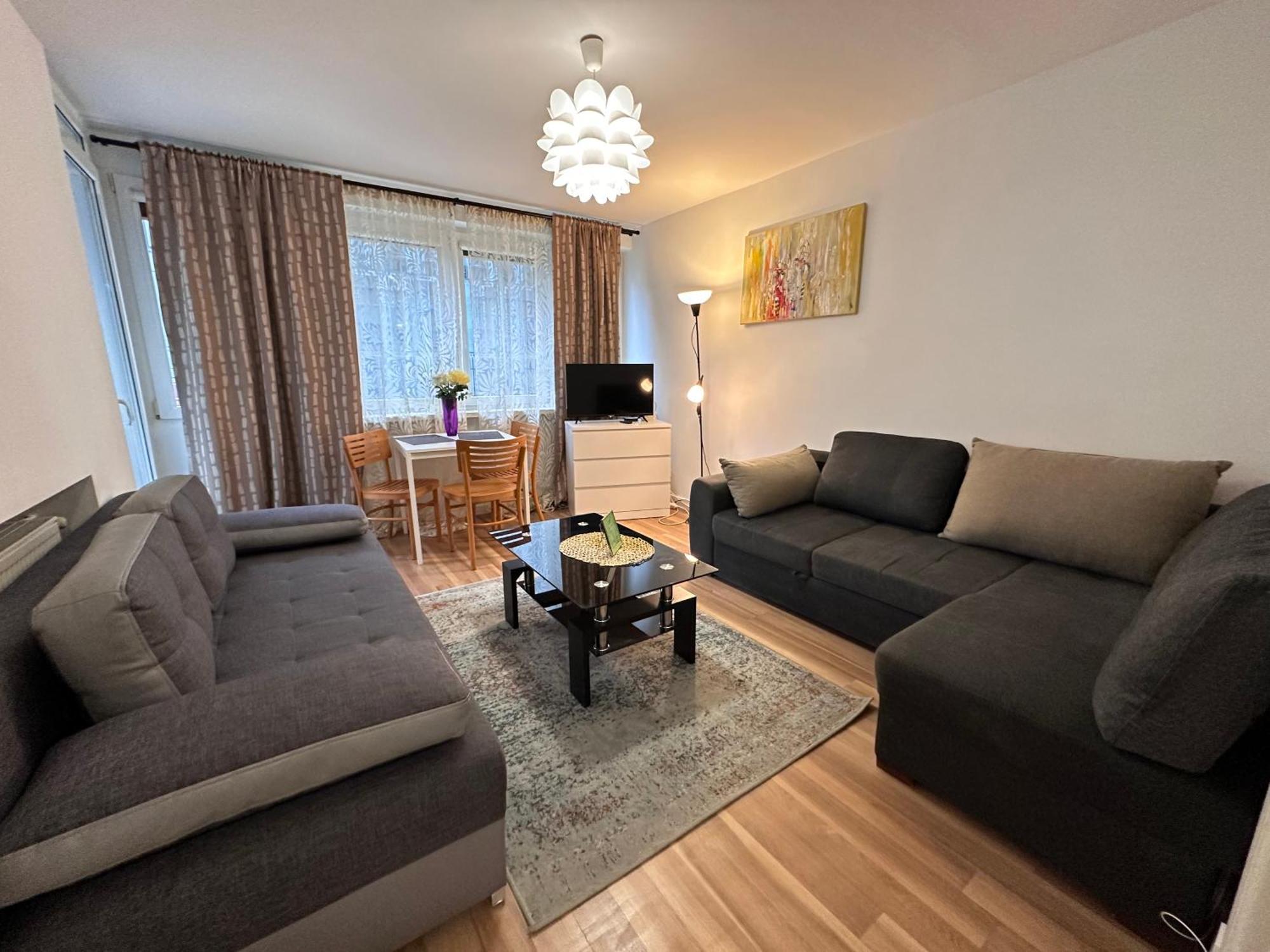 5Centrum Stanislawa Moniuszki10 Wi-Fi 1Gb Sek Varşova Dış mekan fotoğraf