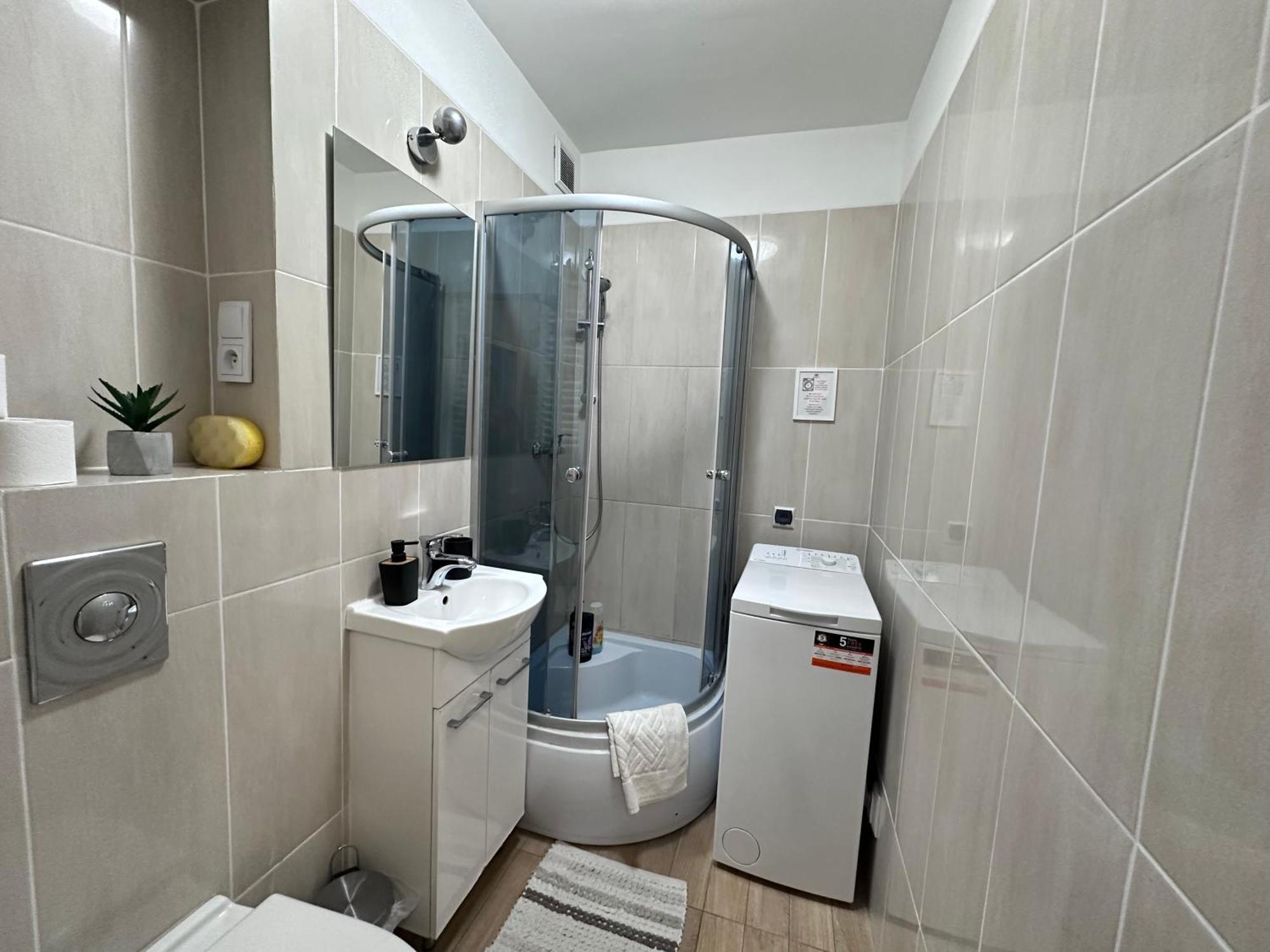 5Centrum Stanislawa Moniuszki10 Wi-Fi 1Gb Sek Varşova Dış mekan fotoğraf
